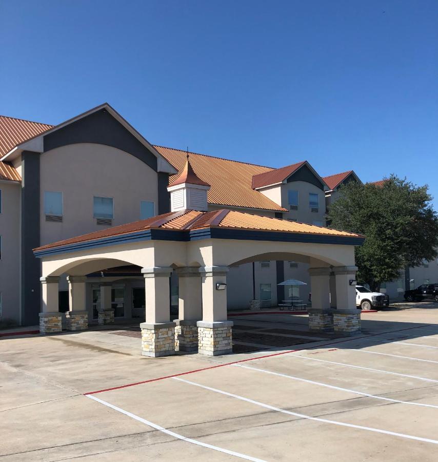 Fairbridge Inn & Suites Cuero ภายนอก รูปภาพ