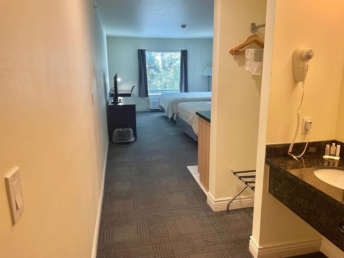 Fairbridge Inn & Suites Cuero ภายนอก รูปภาพ