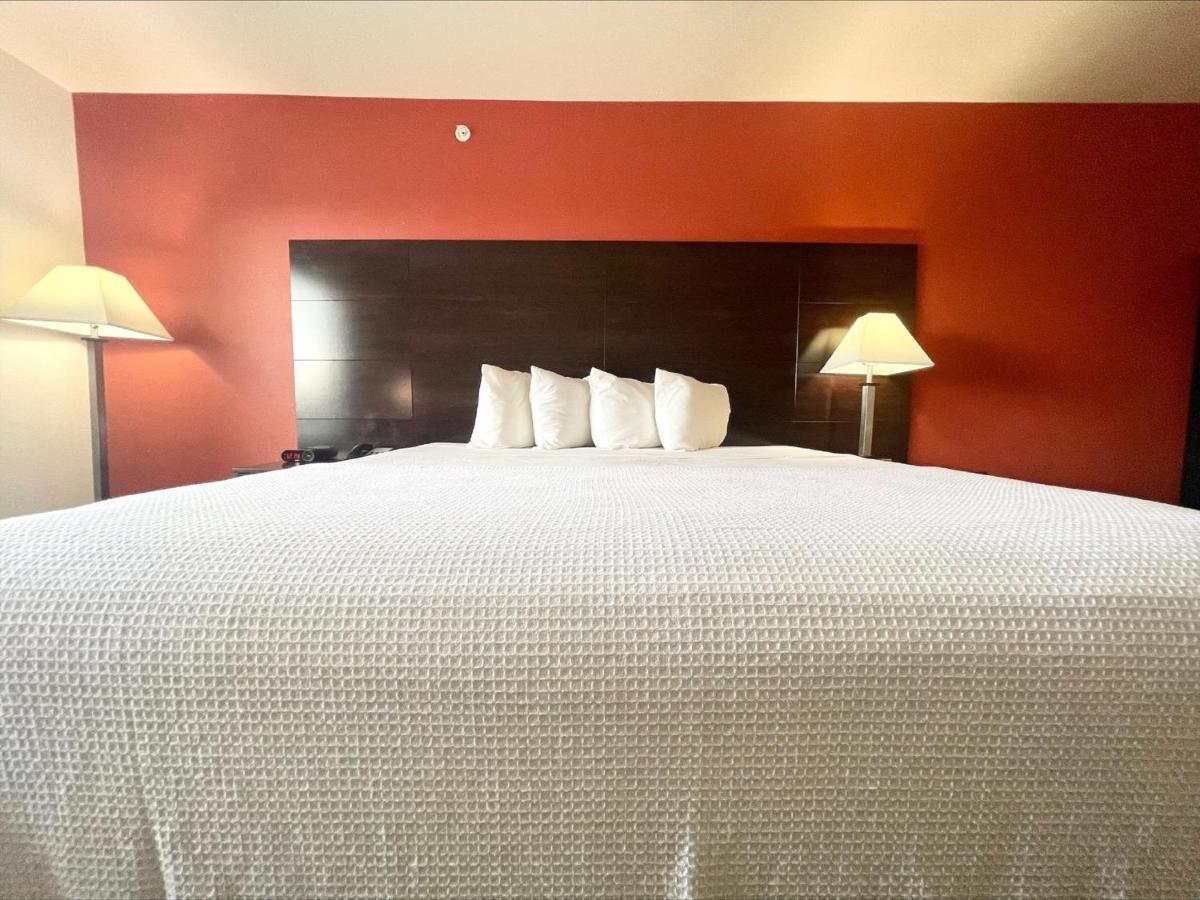 Fairbridge Inn & Suites Cuero ภายนอก รูปภาพ