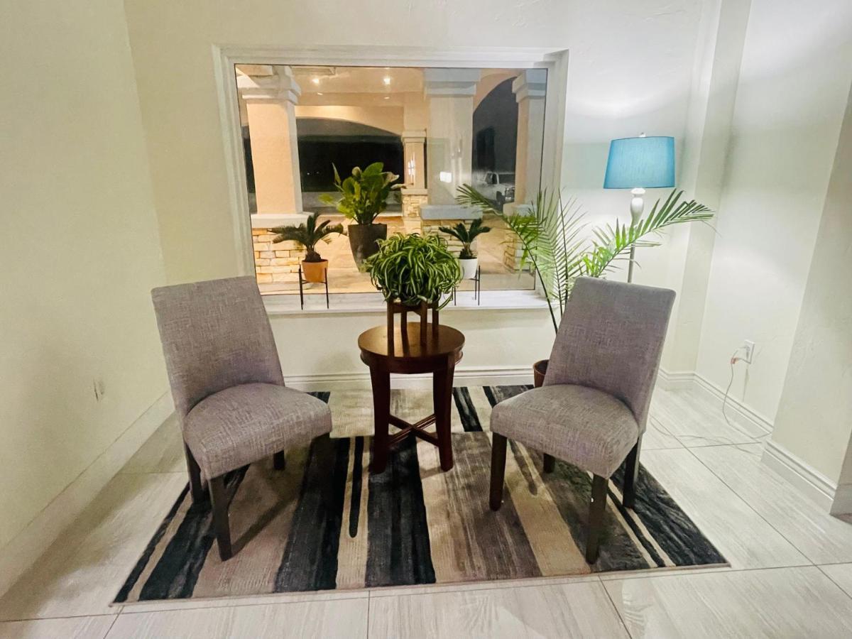 Fairbridge Inn & Suites Cuero ภายนอก รูปภาพ